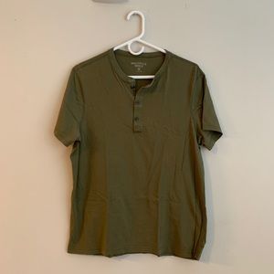 J.Crew Mercantile Men’s dark green t-shirt